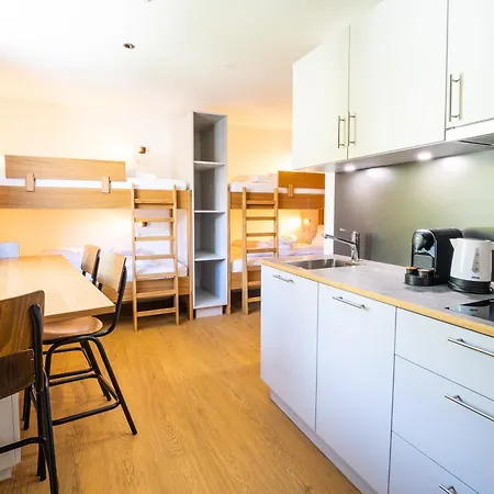 Basecamp Warth Apartament *